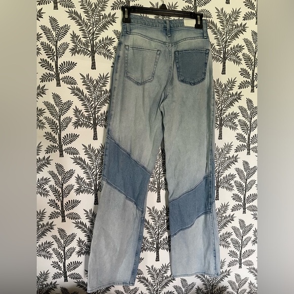 Hollister Patchwork Jeans size 0R Ultra High Rise Dad Jeans - Picture 4 of 6